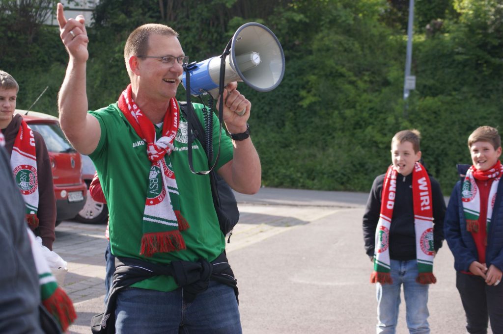 CD7C3B0E F099 4749 947D 7EB9F8EB9774